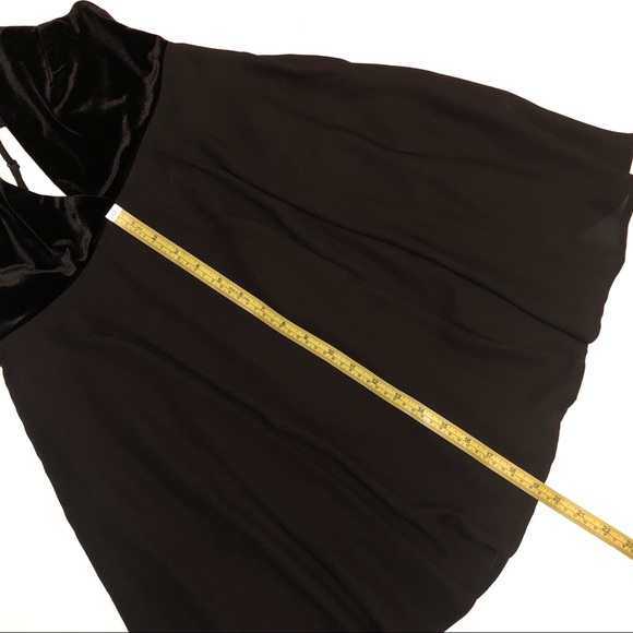 Nasty Gal Mini Dress Velvet Bodice Deep V-Neck Open Back Size M Medium - Picture 7 of 9